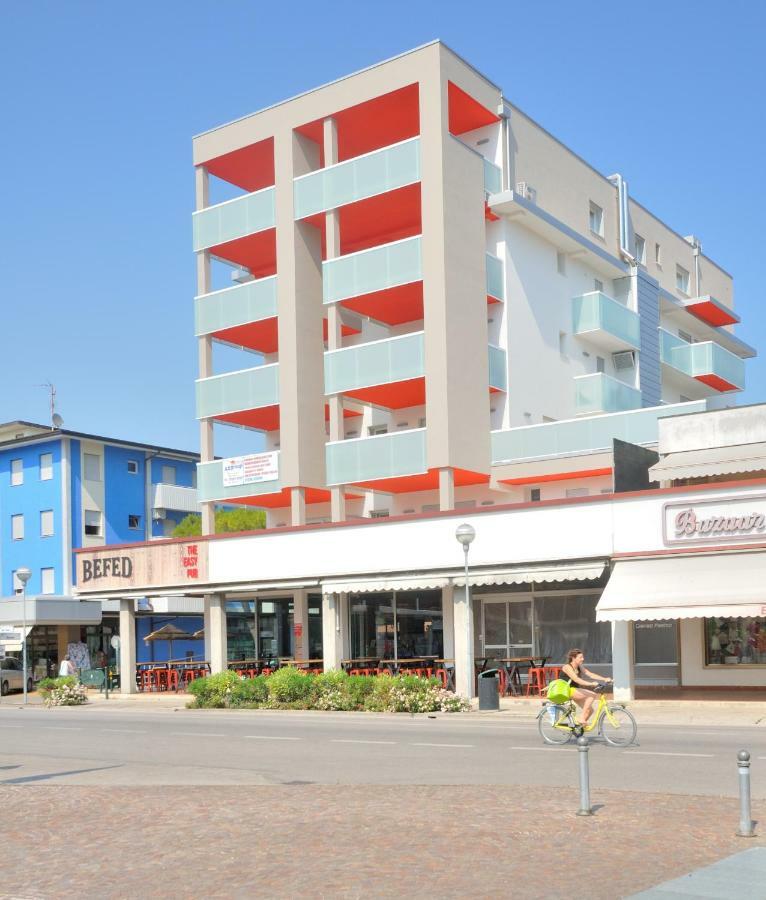 Condominio Il Faro Bibione Exterior photo
